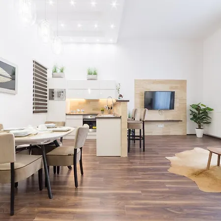 Best Seasons Spa Central Apartament