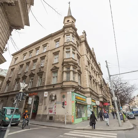 Apartment Best Seasons Spa Central Budapest